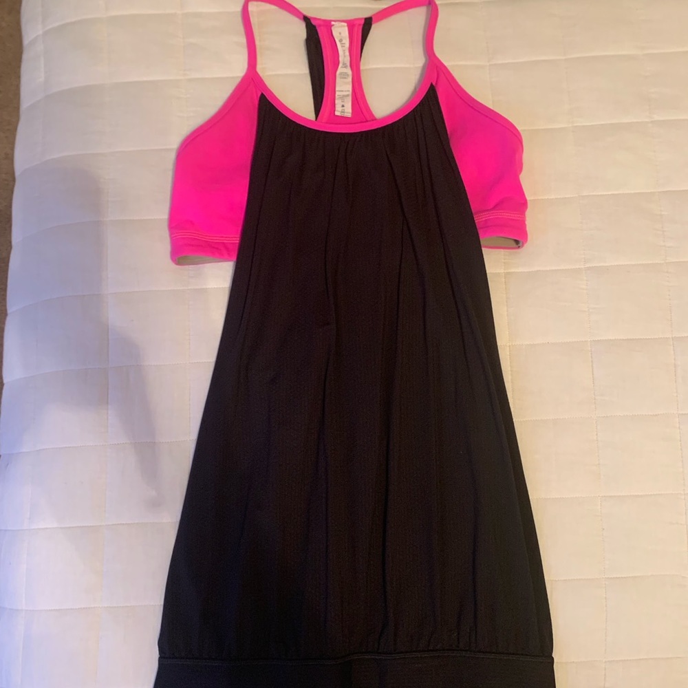 Lululemon No Limits Tank (8)